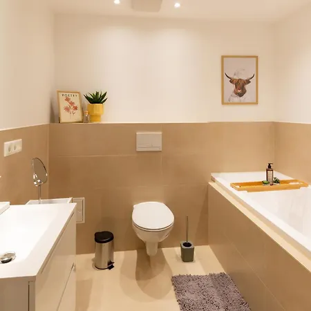 Soulscape - Kompakter Loft-wohnraum Mit Lift Direkt In Wohnung, Modern, Zentrumsnah, Gratis Wifi Daire Zwickau