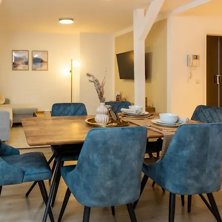Soulscape - Kompakter Loft-wohnraum Mit Lift Direkt In Wohnung, Modern, Zentrumsnah, Gratis Wifi Daire